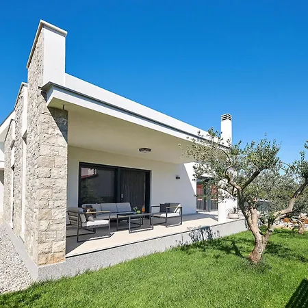 Dolcea Elegant Und Stilvoll Mit Pool Holiday home Kastel